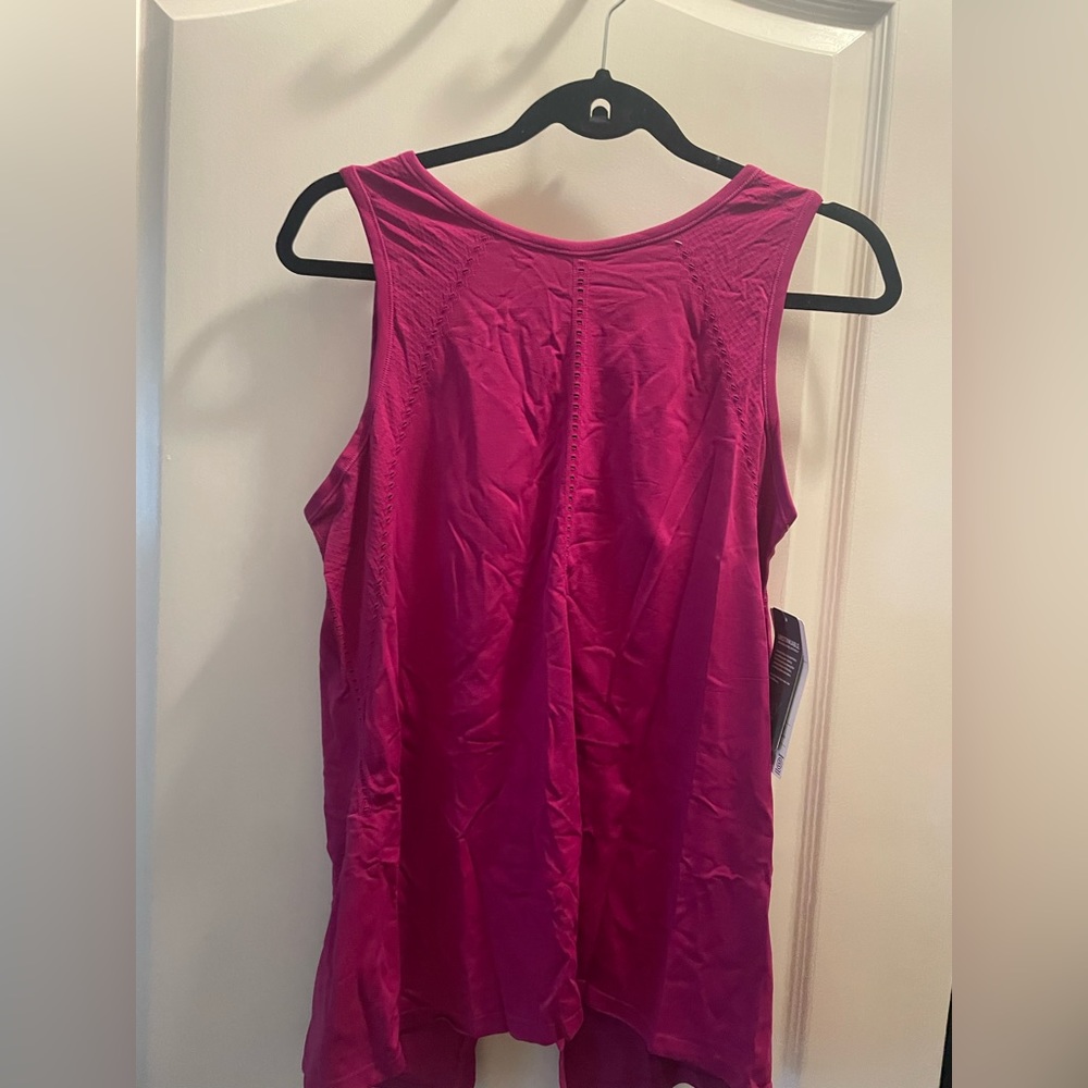 Athleta Foothill workout top